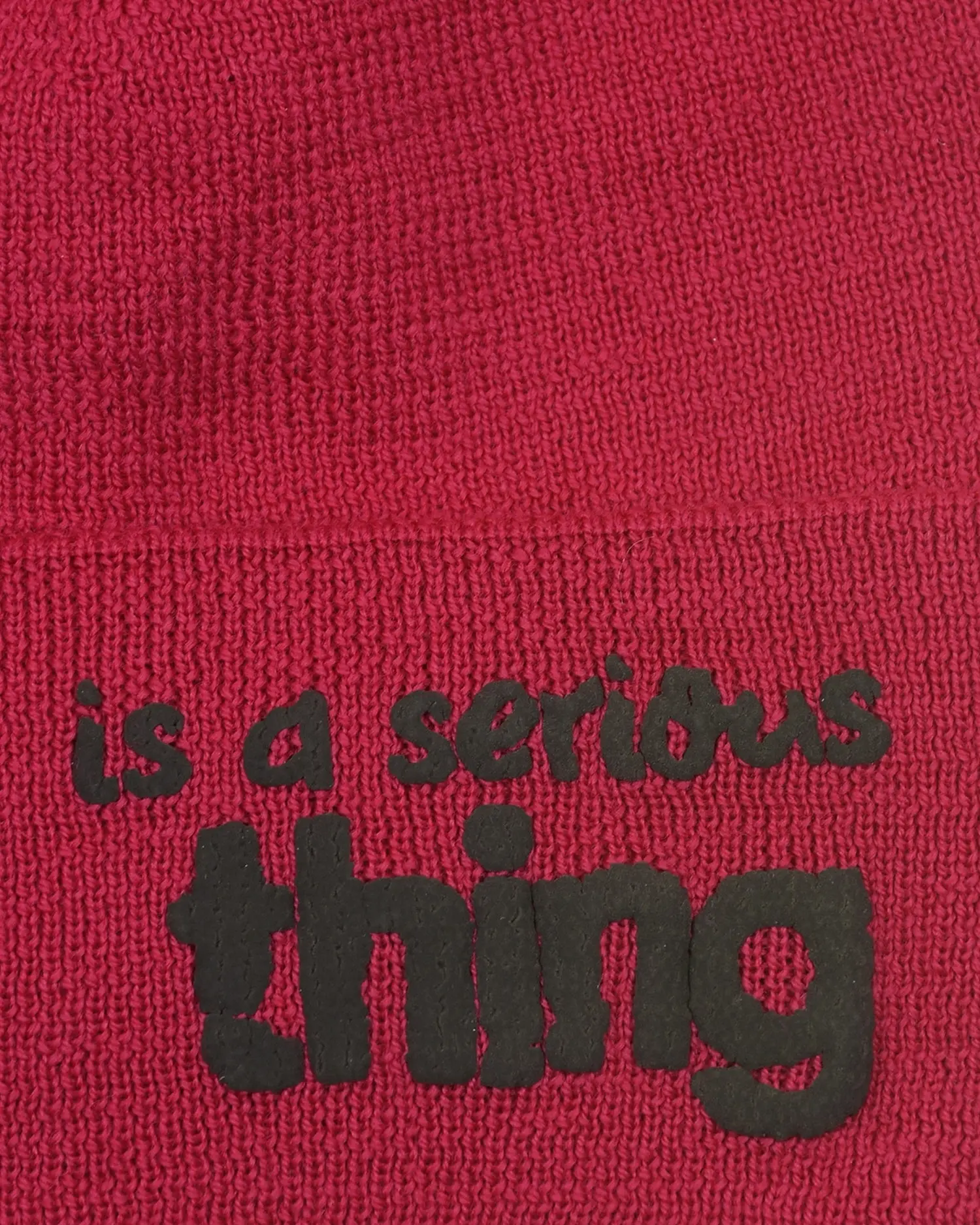 Шапка цвета фуксии с декором "is a serious Thing" - изображение 3