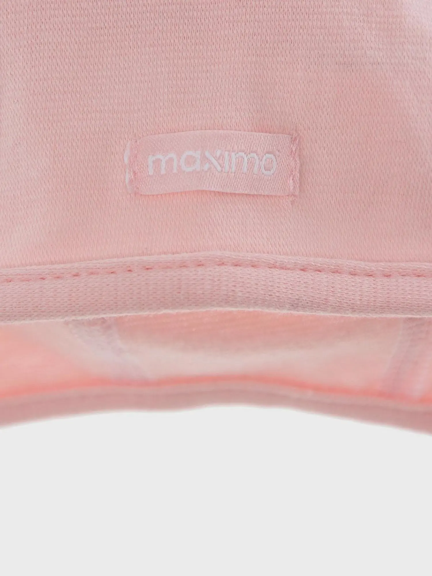 Розовый чепчик на завязках - изображение 3