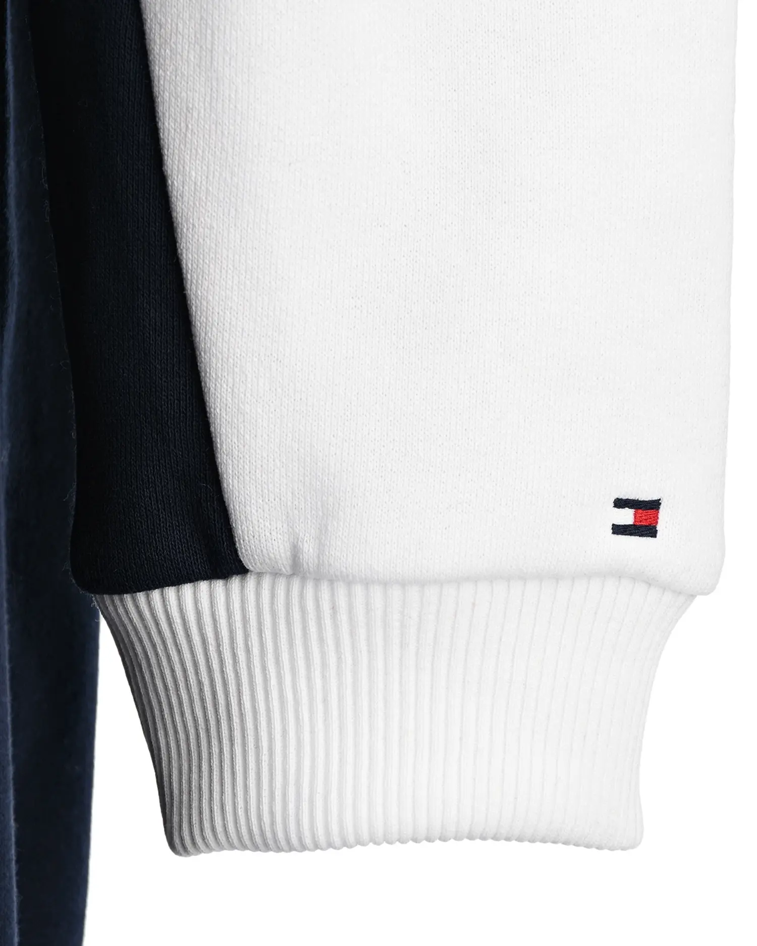 Трикотажное платье в стиле color block - изображение 5