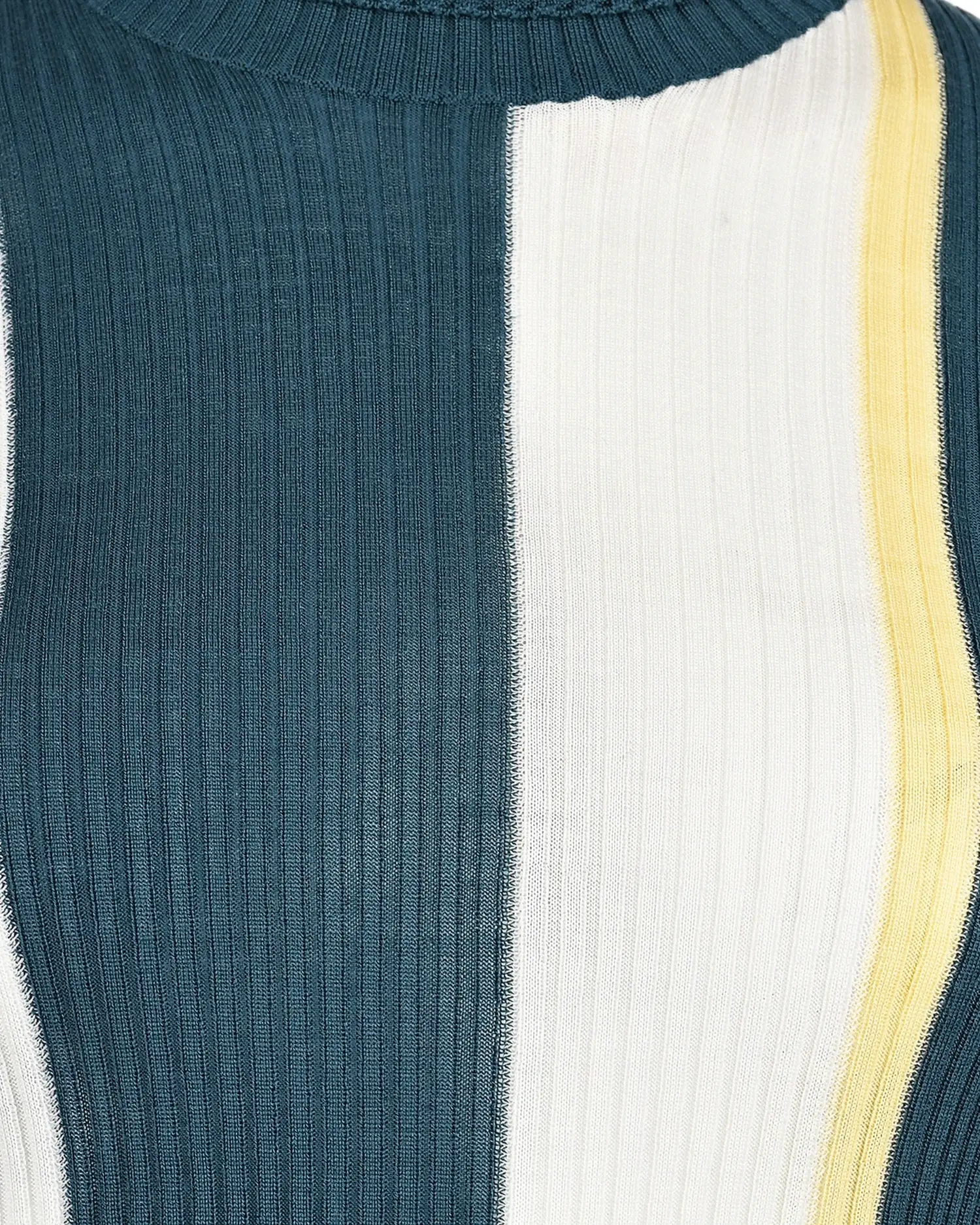 Водолазка в стиле color block - изображение 7
